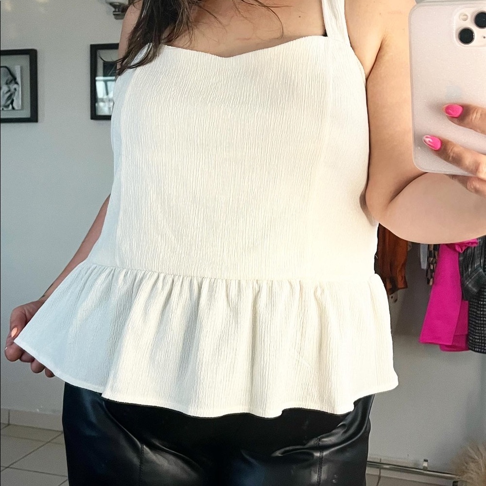 Trendy peplum top ▫️